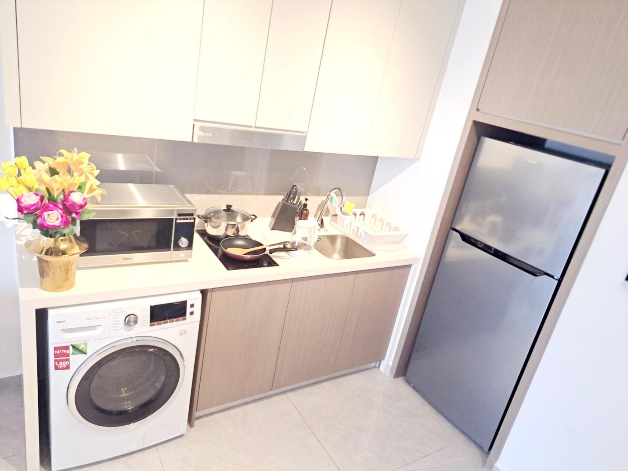 Agile Cozy Kl Apartment